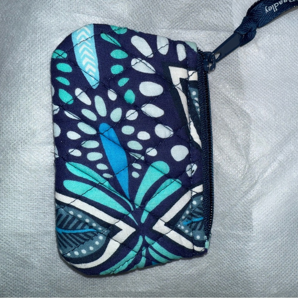 Vera Bradley Teal and Navy Patterned Crossbody Bag w/coin pouch. - Picture 12 of 14